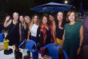 HAPPYHOURDIADASMAES26-81-300x200 HAPPY HOUR - ESPECIAL DIA DAS MÃES - 08/05