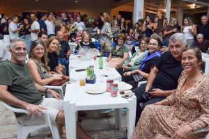 HAPPYHOURDIADASMAES26-88-300x200 HAPPY HOUR - ESPECIAL DIA DAS MÃES - 08/05